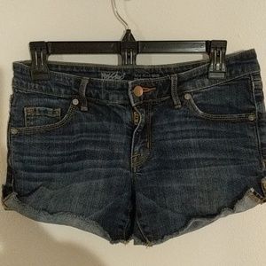 Mossimo mid rise midi shorts size 4/27